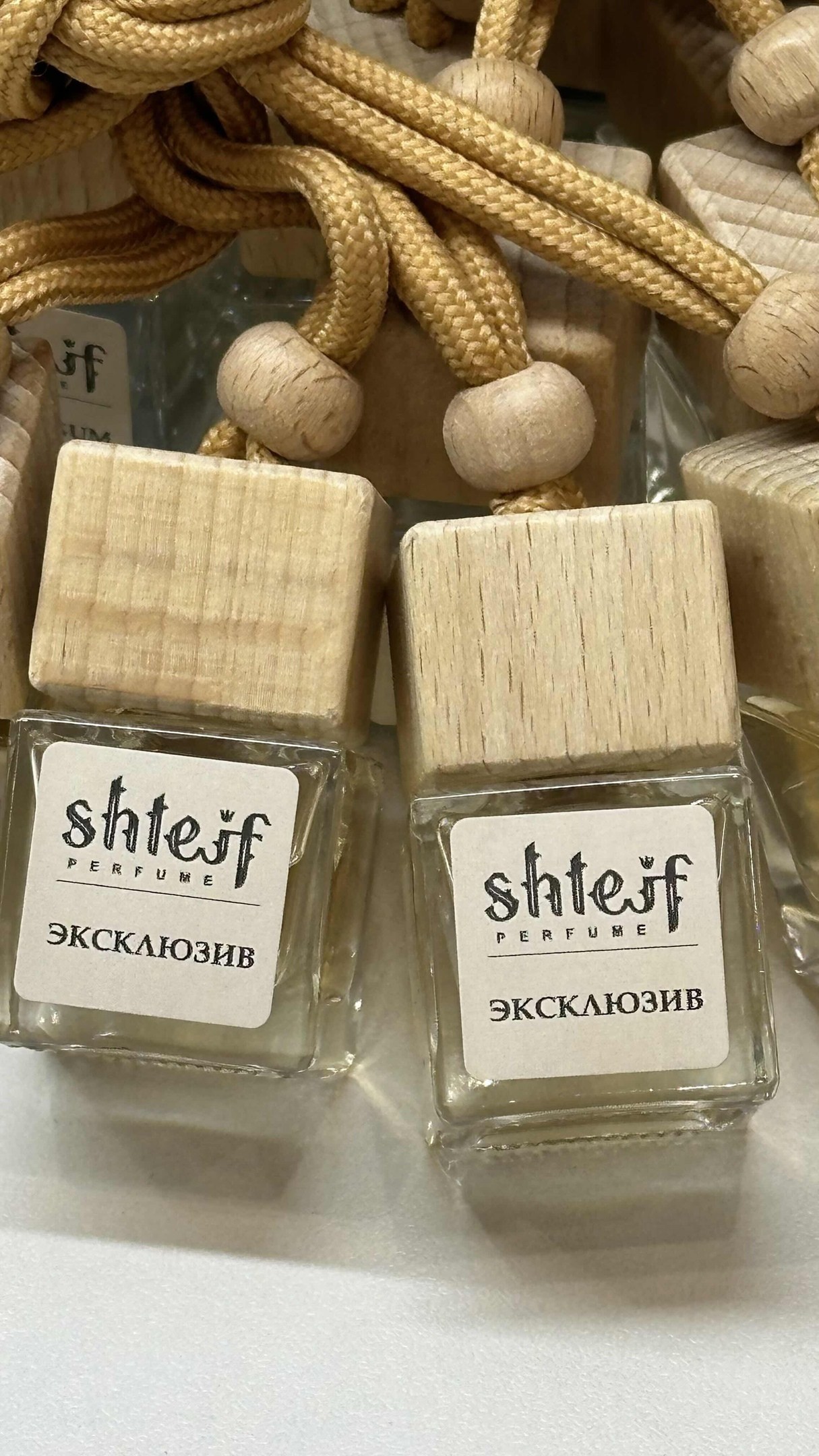 аромат,ароматизатор в автомобиль,ароматизатор автомобильный,ароматизатор в машина,автопарфюм ароматизатор