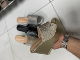 Босоножки