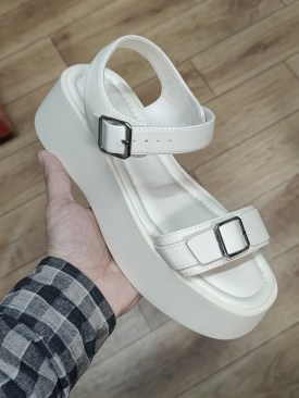 Босоножки