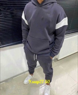 Костюм