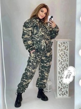 Костюм