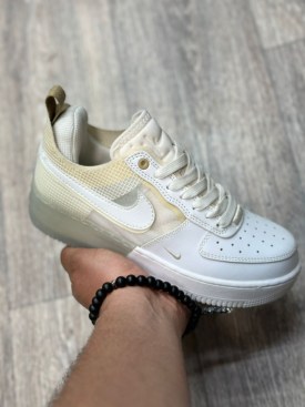 Кроссовки
