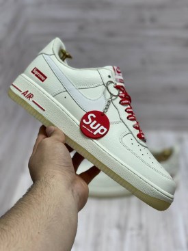 Кроссовки
