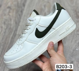 Кроссовки