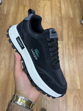 Кроссовки