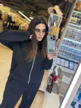 Костюм