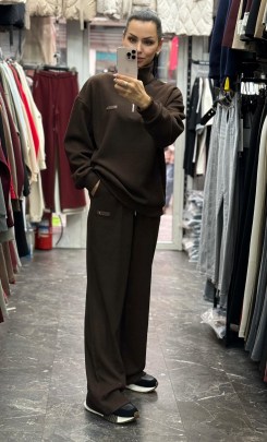 Костюм