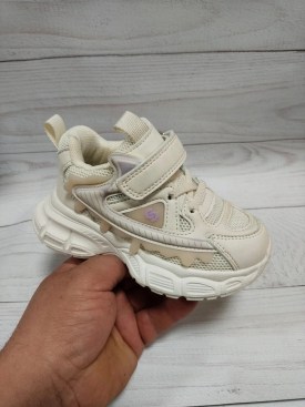 Кроссовки
