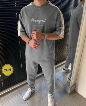 Костюм