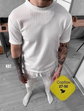 Костюм