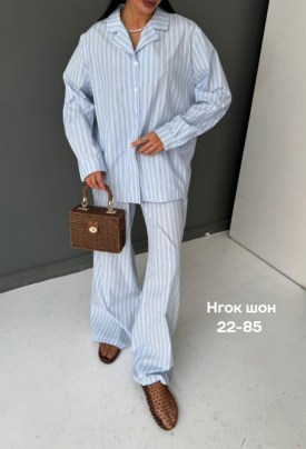 Костюм
