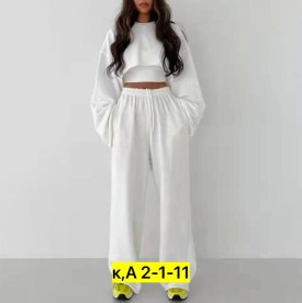 Костюм