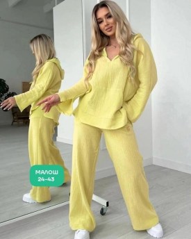 Костюм