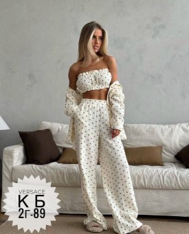 Костюм