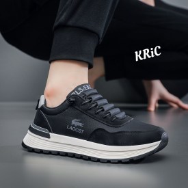 Кроссовки