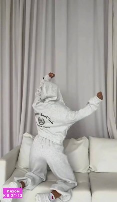 Костюм
