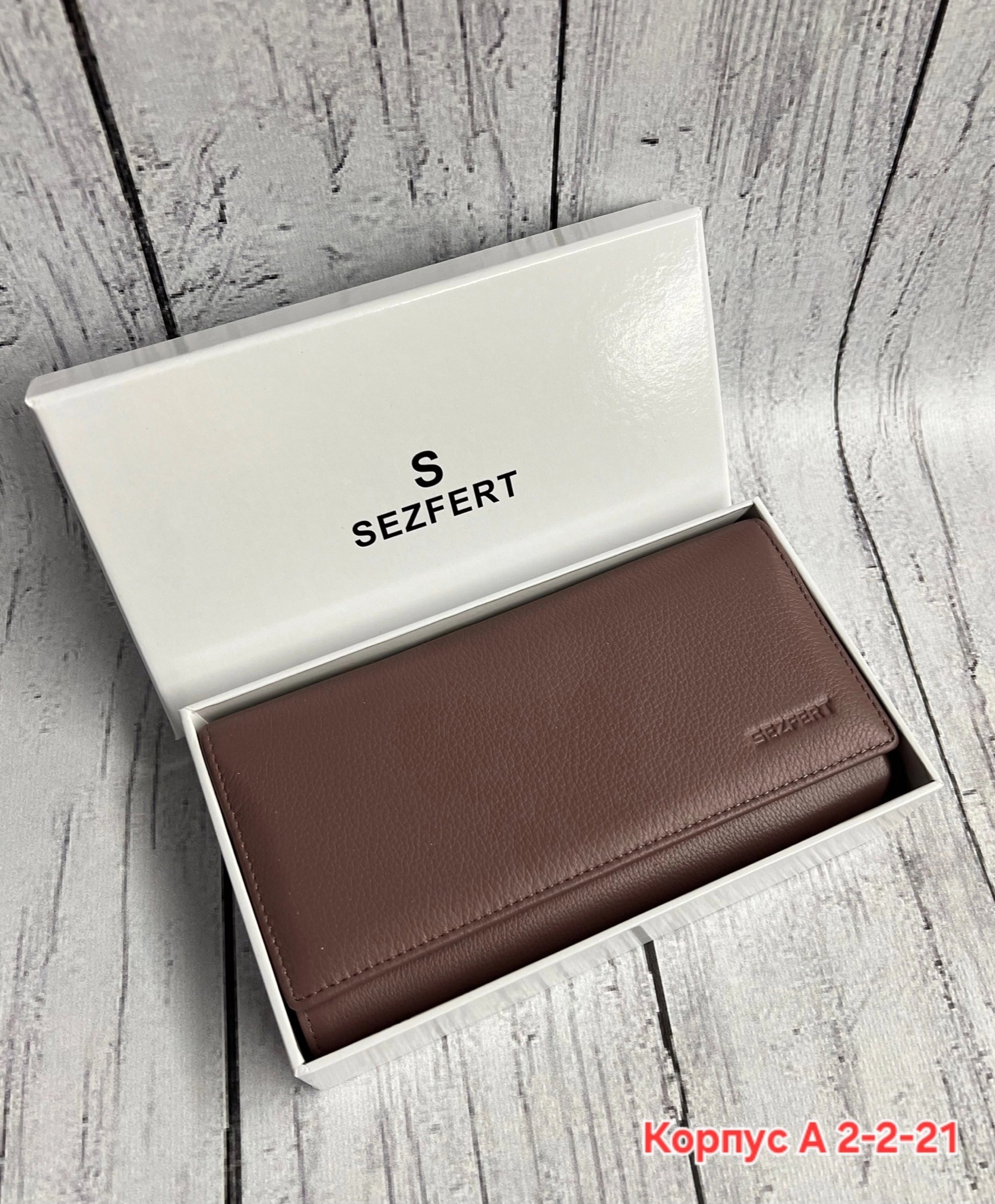 женские кошельки,кошельки и портмоне,кошелек женский на магните,женский кошелек портмоне,женский кошелек из натуральной кожи