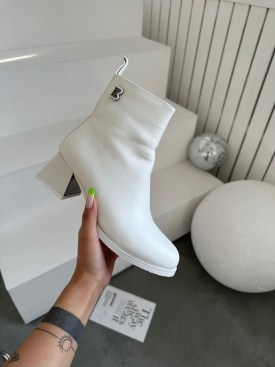 Ботинки