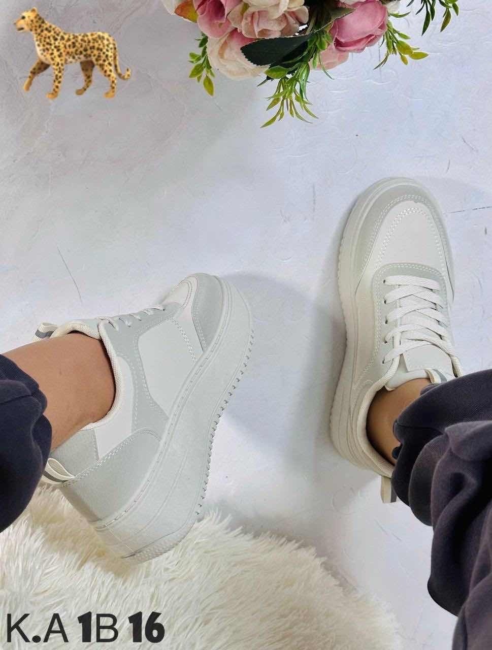 кроссовки женскиe,,женские белые кроссовки,кроссовки женские на платформе, женская