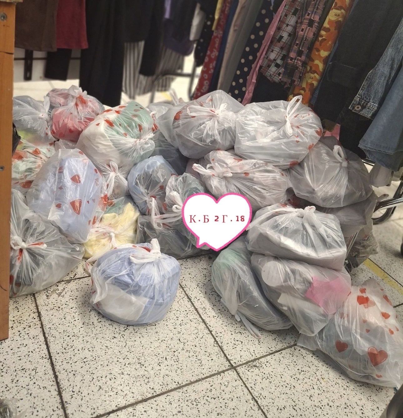 в пакете,одноразовые бахилы,бахил,мусорные пакеты,бахилы медицинские