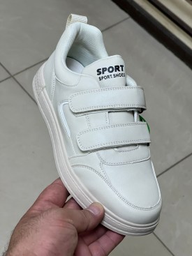 Кроссовки