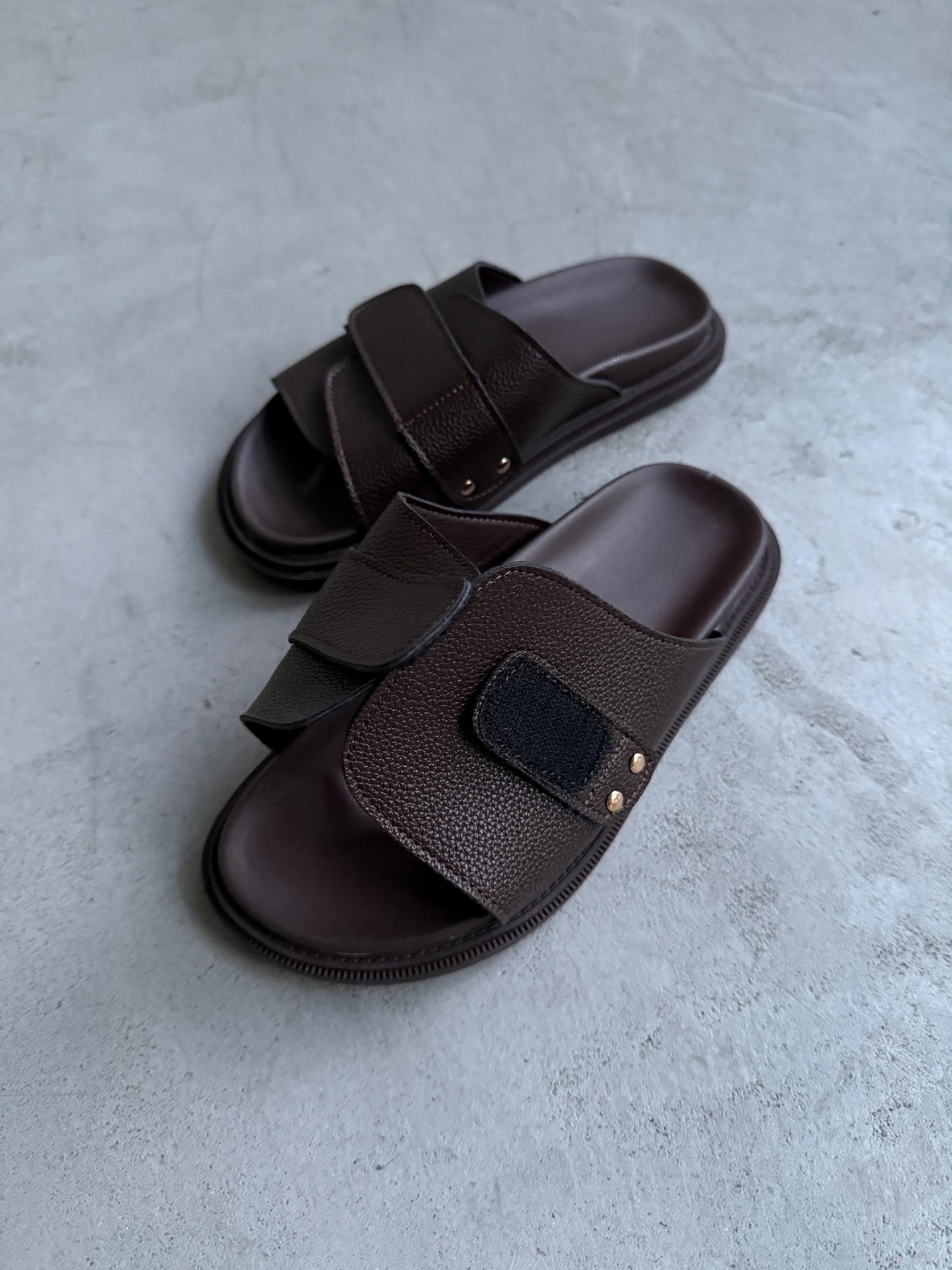 ,мужские сандалии,модные сандалии,мужские шлепанцы,женские шлепанцы