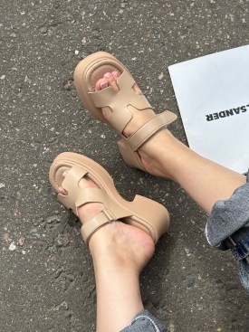 Босоножки