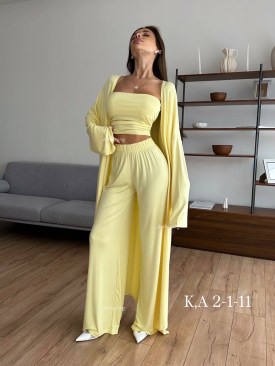 Костюм