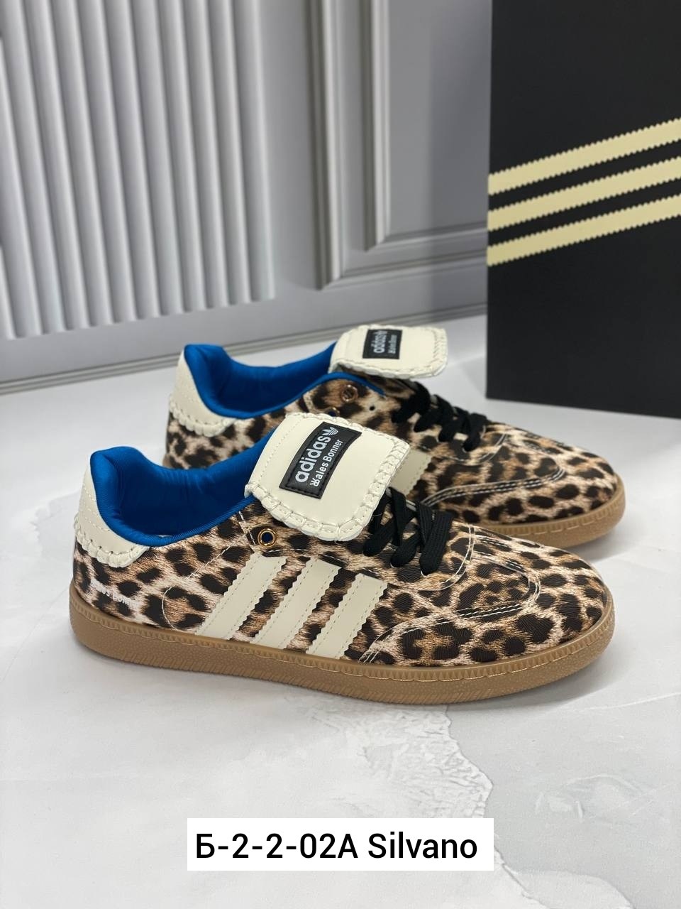 ,леопардовые адидас кроссовки,леопардовые адидас самба,женские кроссовки,одежда и