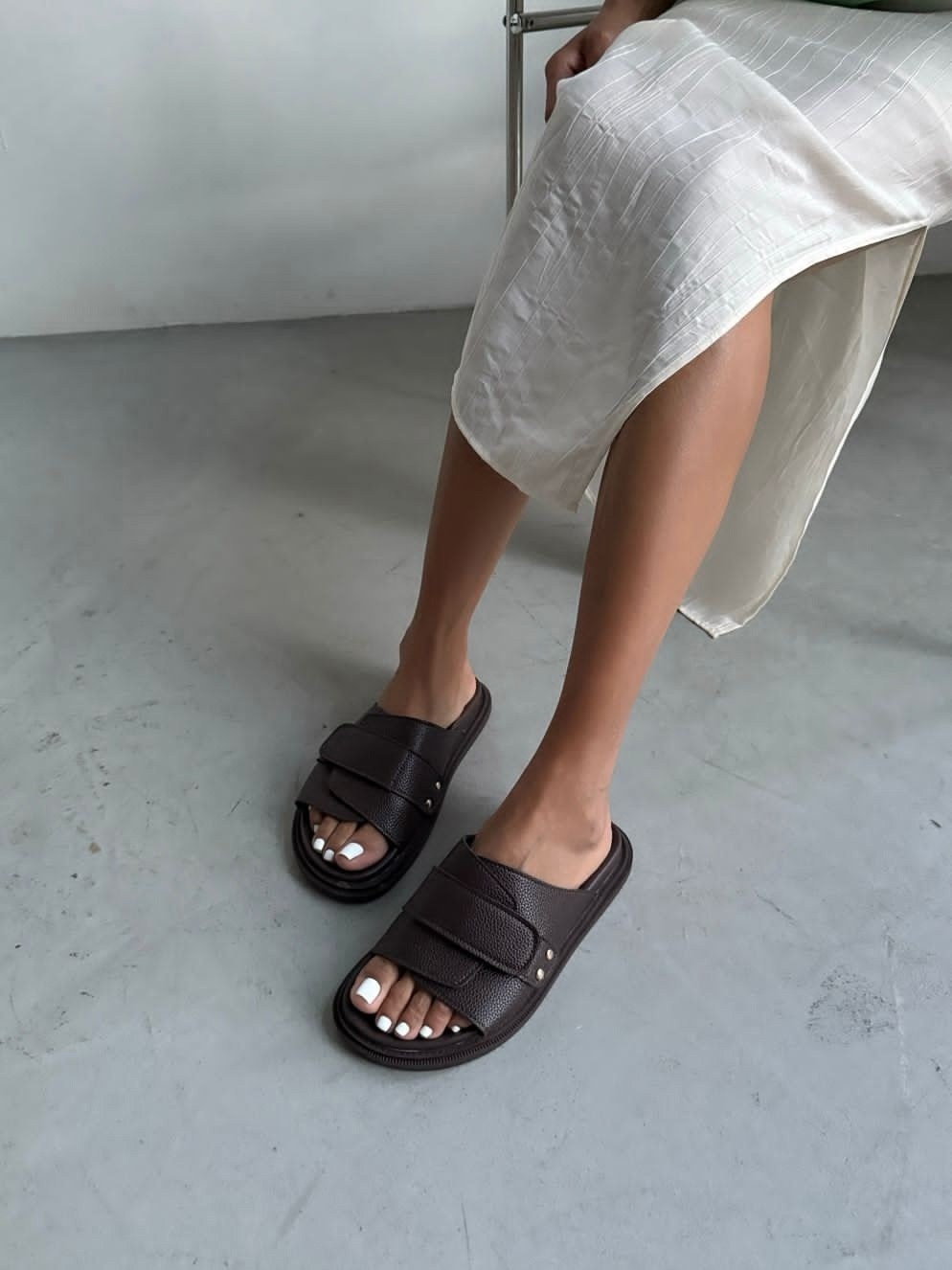 ,мужские сандалии,модные сандалии,мужские шлепанцы,женские шлепанцы