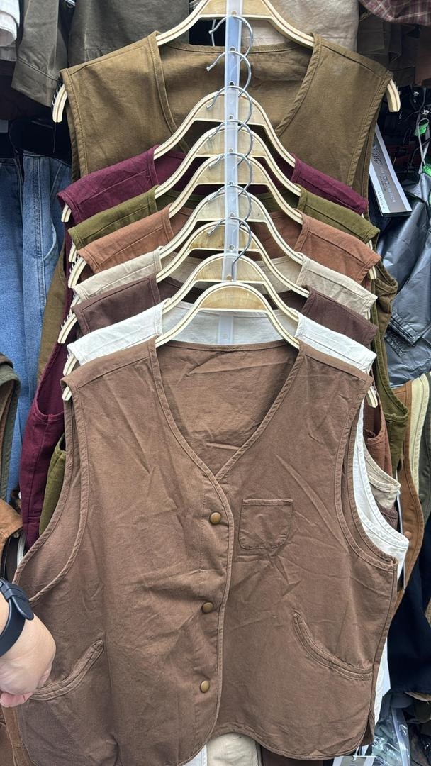 женский свободный жилет,бежевый жилет,женские жилеты,жилет с накладными карманами