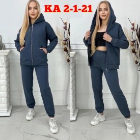 Костюм