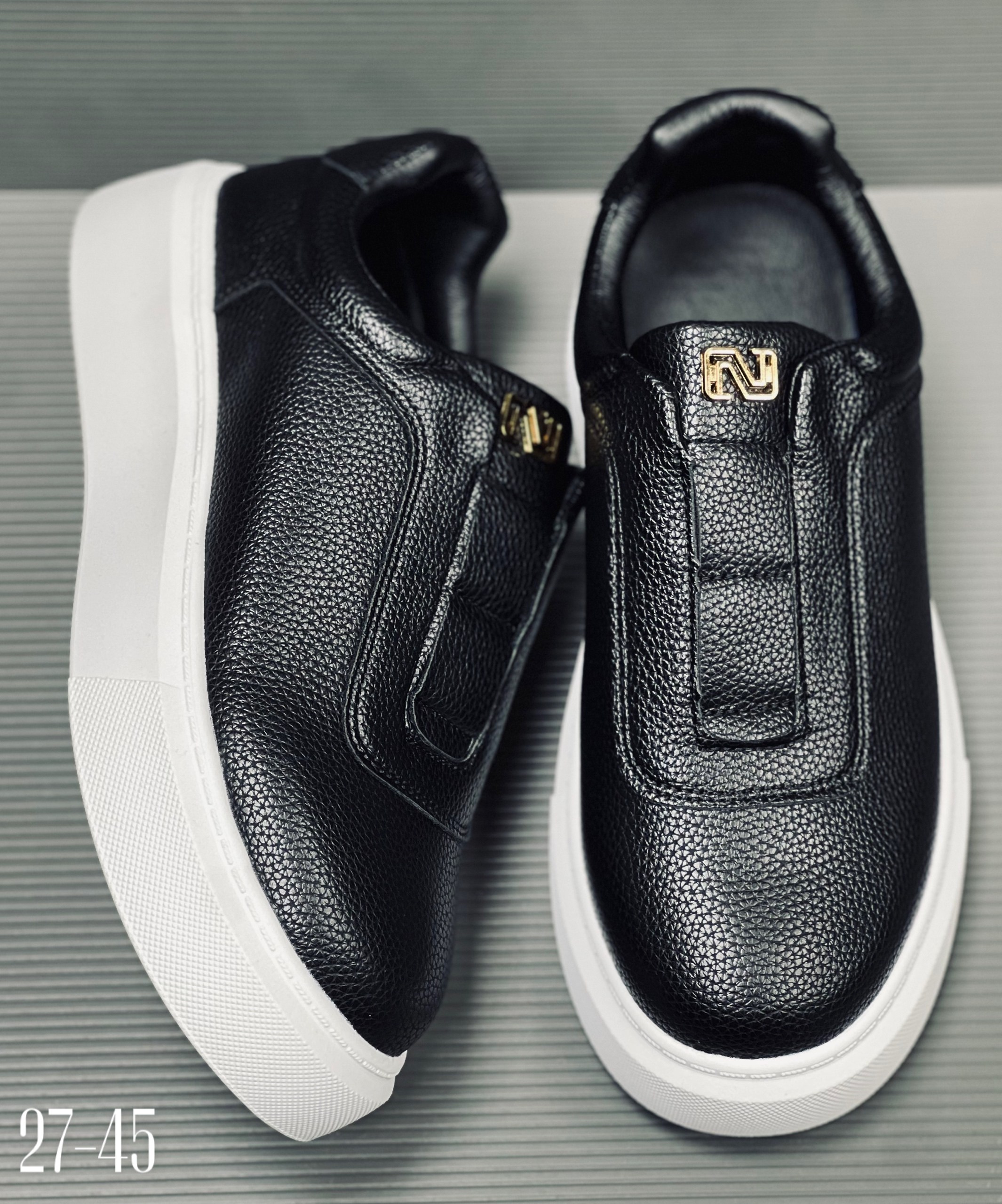 ,слипоны фенди,мужской кроссовки,кеды кожаные,мужская  кроссовки