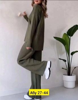Костюм