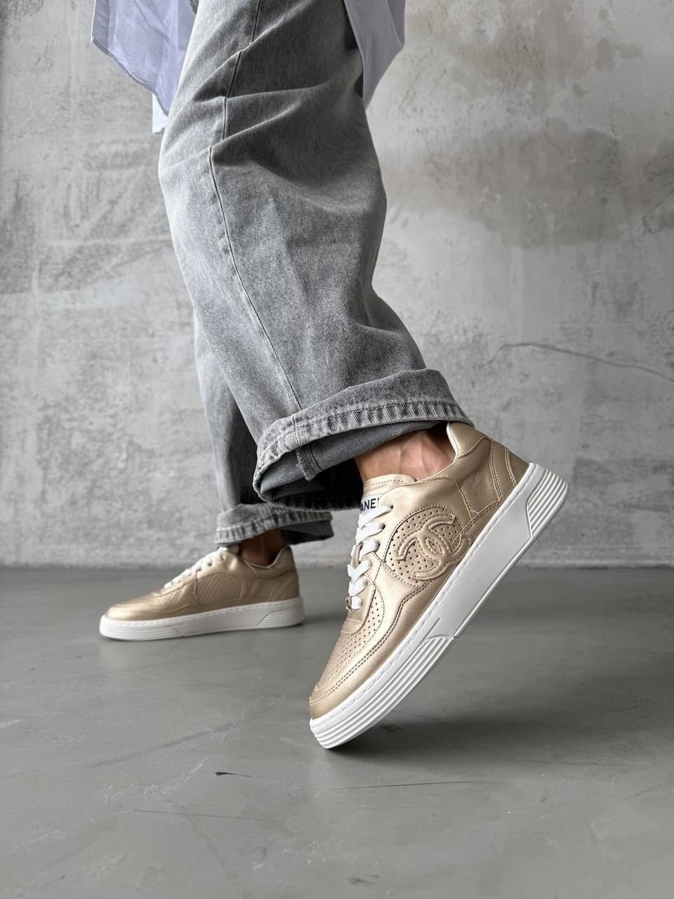 ,кроссовки женскиe,кроссовки женские белые,белые кроссовки,спортивная