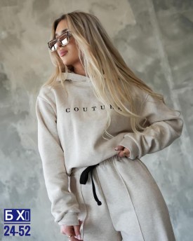 Костюм
