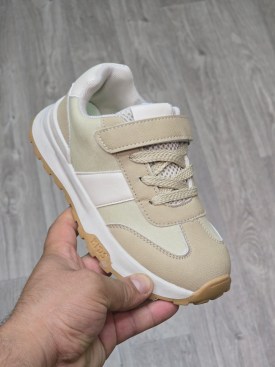 Кроссовки