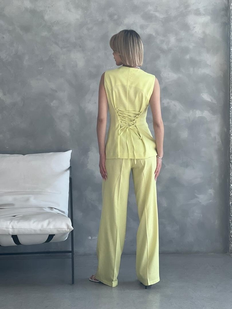 женские костюмы,костюм с брюками,брючный костюм фисташковый,брючный костюм с жилетом,брючные костюмы женские