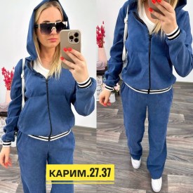 Костюм