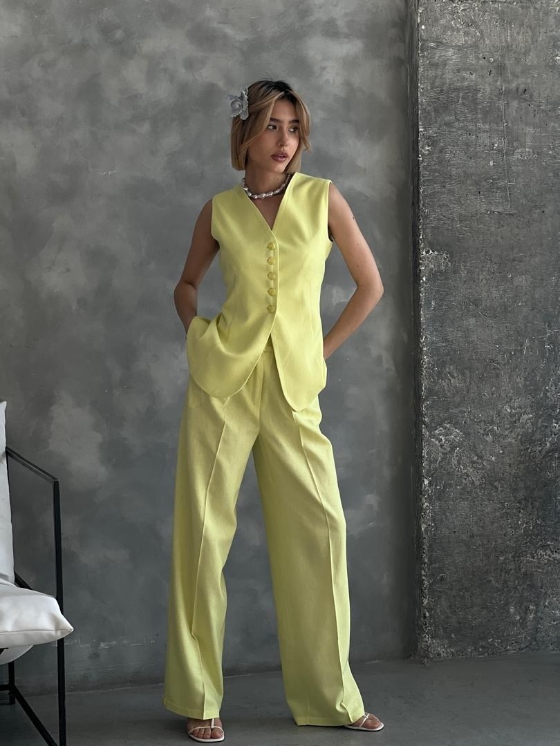 женские костюмы,костюм с брюками,брючный костюм фисташковый,брючный костюм с жилетом,брючные костюмы женские