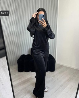 Костюм