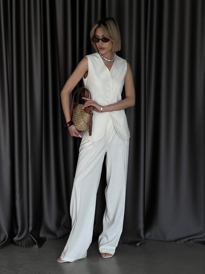 женские костюмы,костюм с брюками,брючный костюм фисташковый,брючный костюм с жилетом,брючные костюмы женские