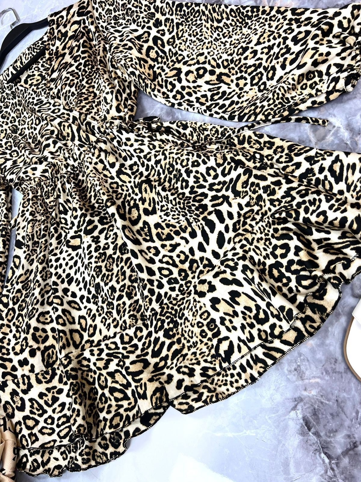 платье koton леопардовое,платье женское леопардовое,платье с леопардовым принтом,платье леопардовое,платье шифоновое с леопардовым принтом