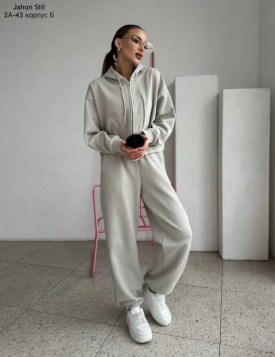 Костюм