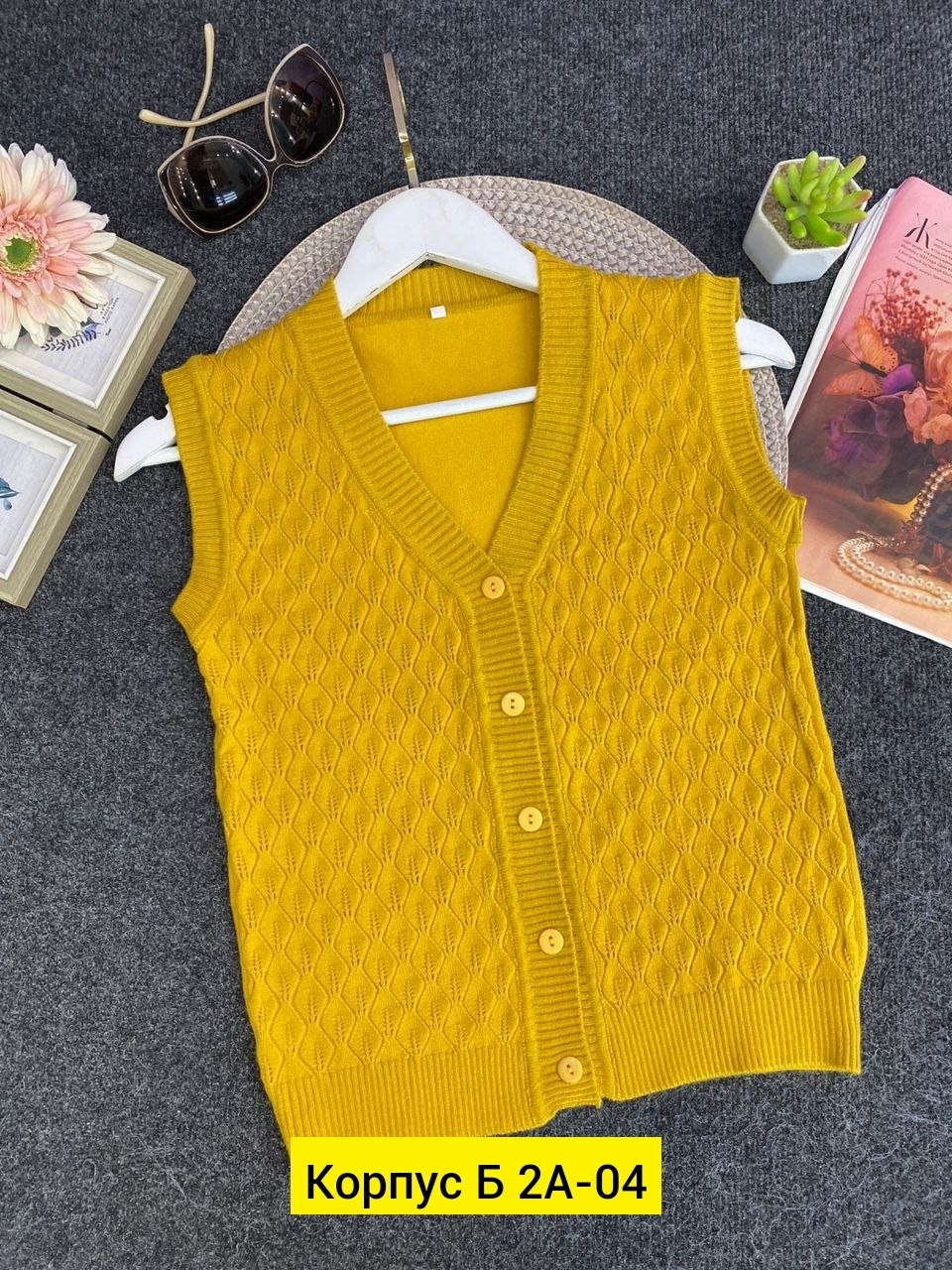 вязаные жилеты,вязаная жилетка,безрукавка вязаная,жилетка женская,женский вязаный жилет