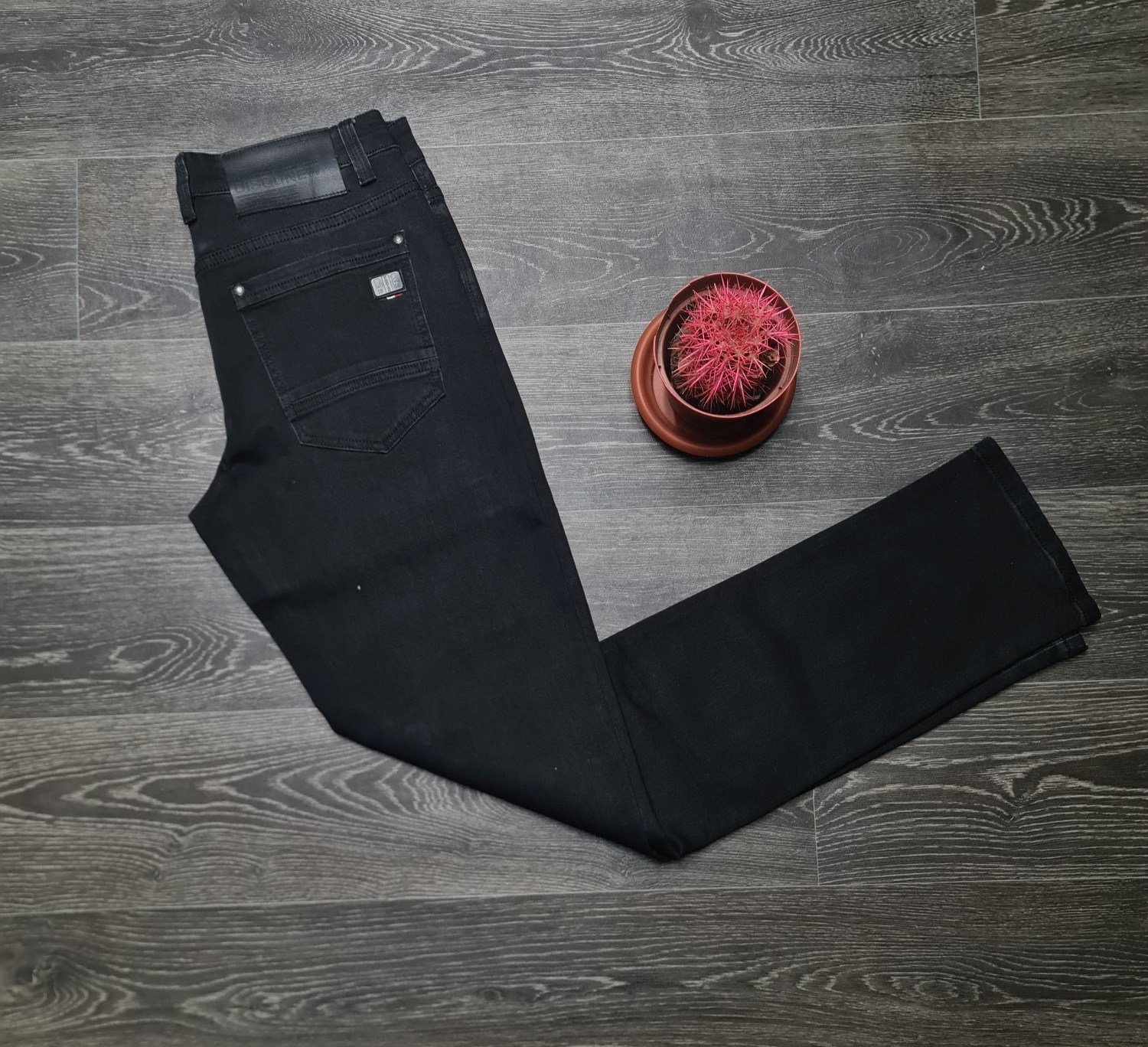 джинсы женские,джинсы джинсы,голубые джинсы,джинсы узкие,джинсы мужские