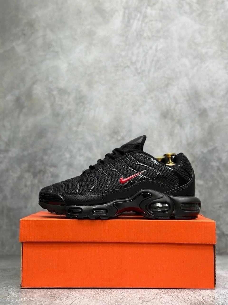 кроссовки nike tn air max plus,nike air max tn plus,nike air max plus tn black,кроссовки nike air max plus,кроссовки nike air max tn plus мужские
