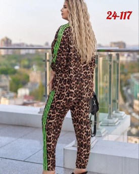 Костюм