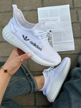 Кроссовки