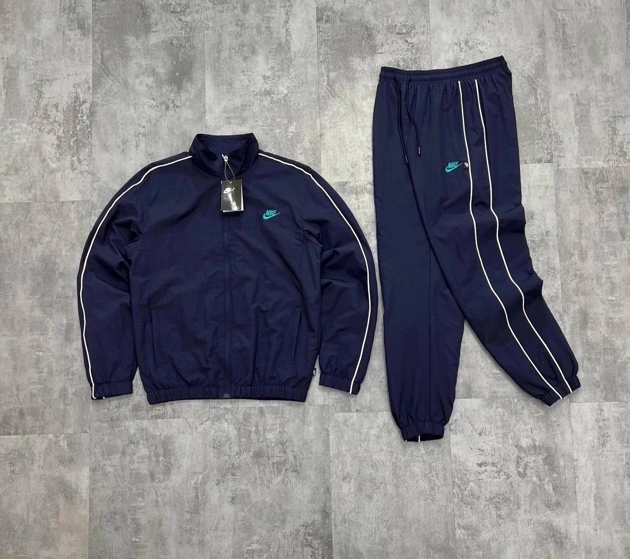 спортивные костюмы nike,спортивные костюм,спортивный костюм мужской nike,мужские спортивные костюмы,костюм nike мужской